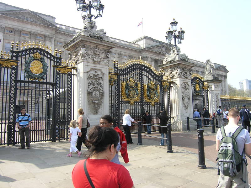 London, April 13-15th 2007: Meeting Sun Lim. Buckingham Palace: Not as exciting as I thought.
